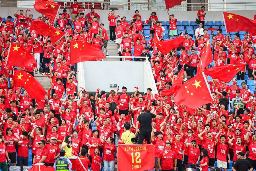 KOK体育官网-中国足球冠军：女足球队夺魁国际足球赛事一触即发的简单介绍